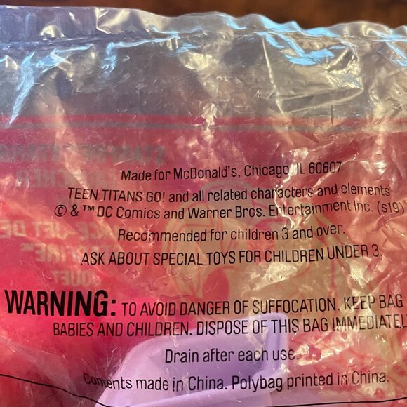 DC Comics Teen Titans Go! Starfire Starbolt Launcher SEALED 2019  (SKU:82TO) - Picture 4 of 5